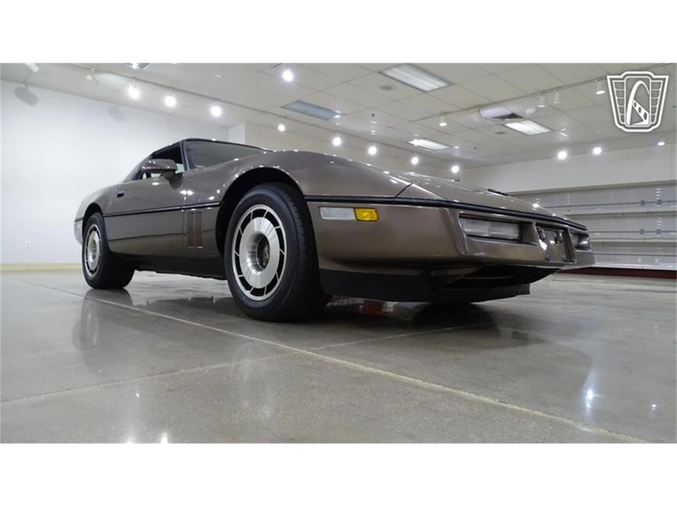 1985 Chevrolet Corvette C4 - Image 22 of 31