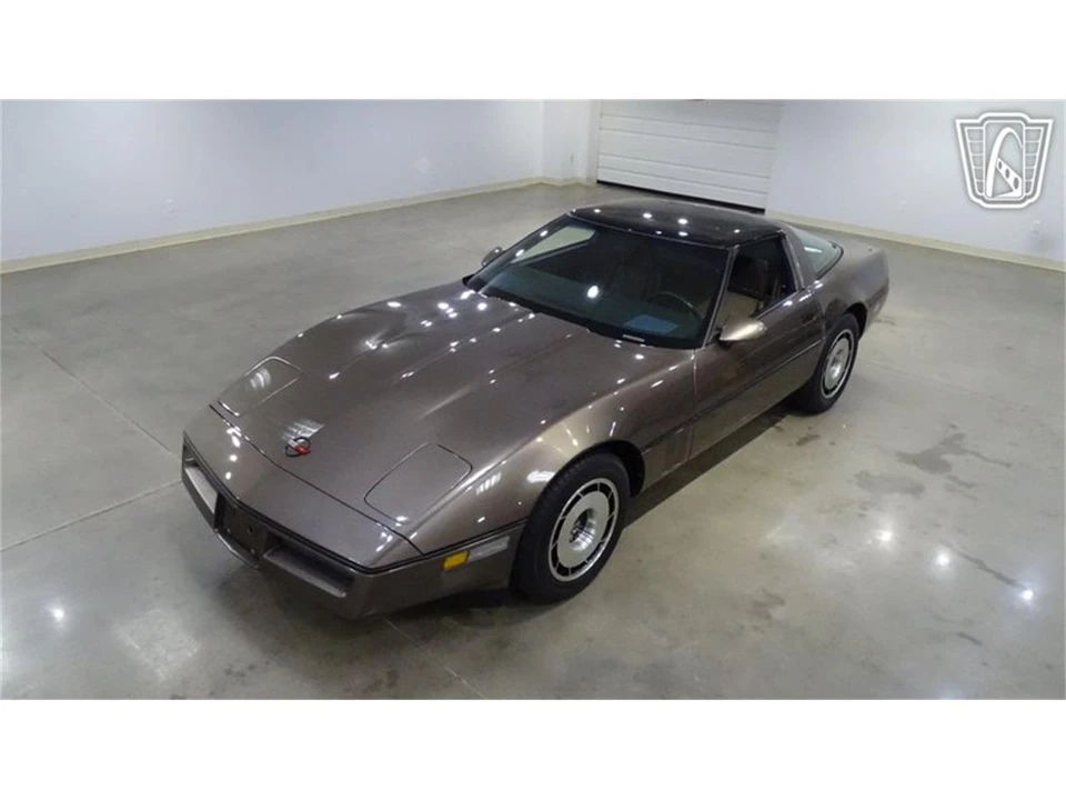 1985 Chevrolet Corvette C4 - Image 2 of 31
