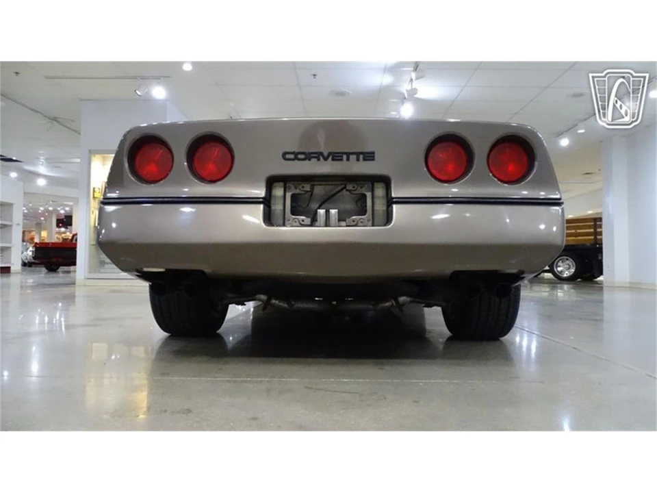 1985 Chevrolet Corvette C4 - Image 13 of 31