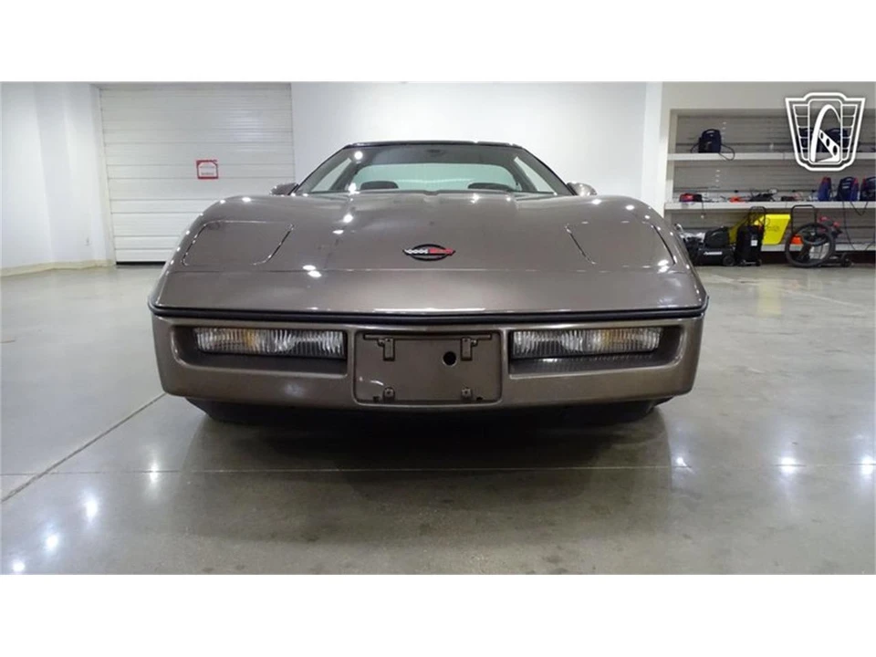 1985 Chevrolet Corvette C4 - Image 24 of 31
