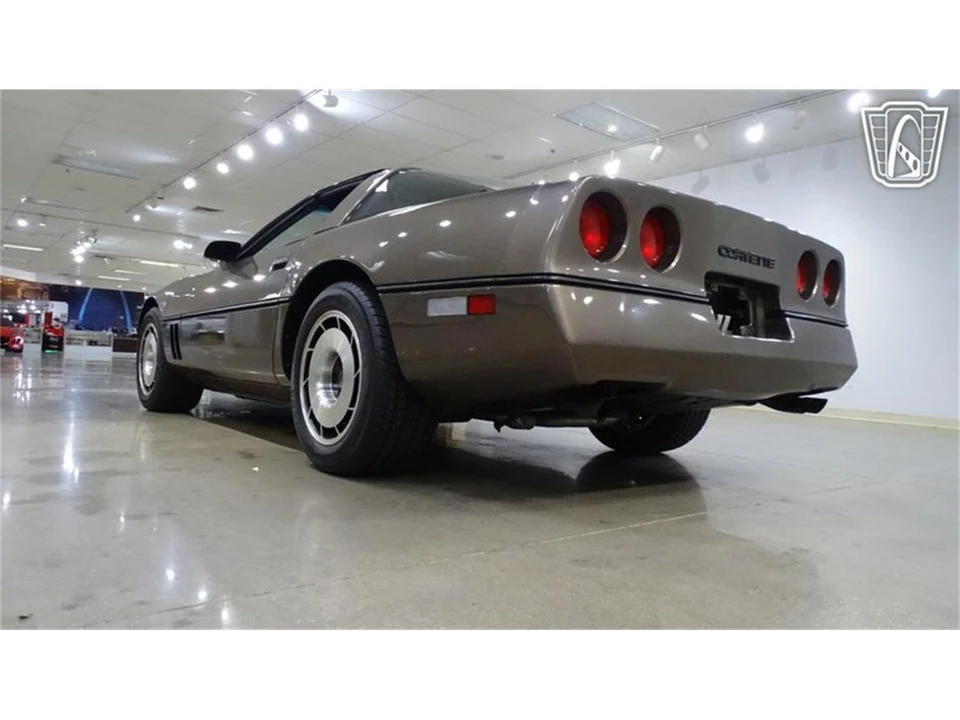 1985 Chevrolet Corvette C4 - Image 10 of 31