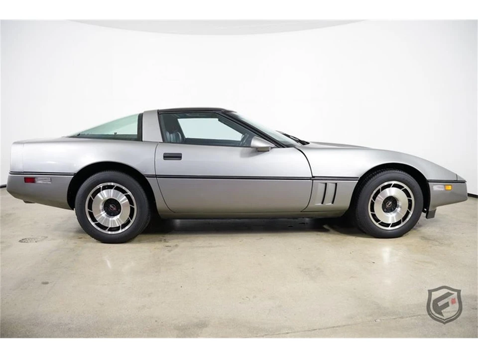 1985 Chevrolet Corvette C4 - Image 10 of 31