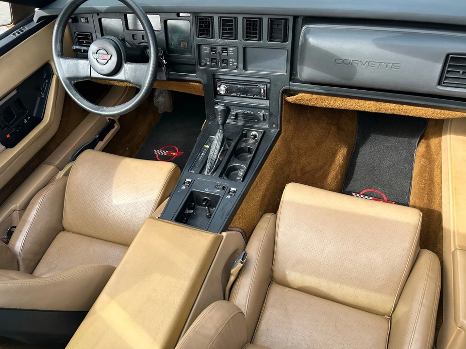 1985 Chevrolet Corvette C4 - Image 8 of 21