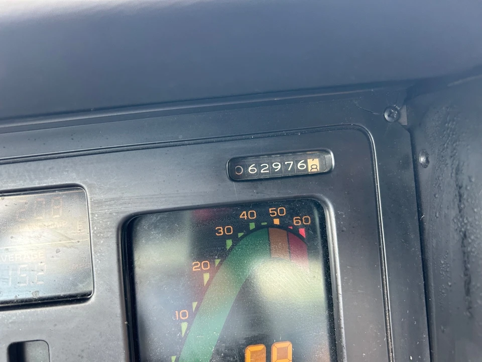 1985 Chevrolet Corvette C4 - Image 15 of 21
