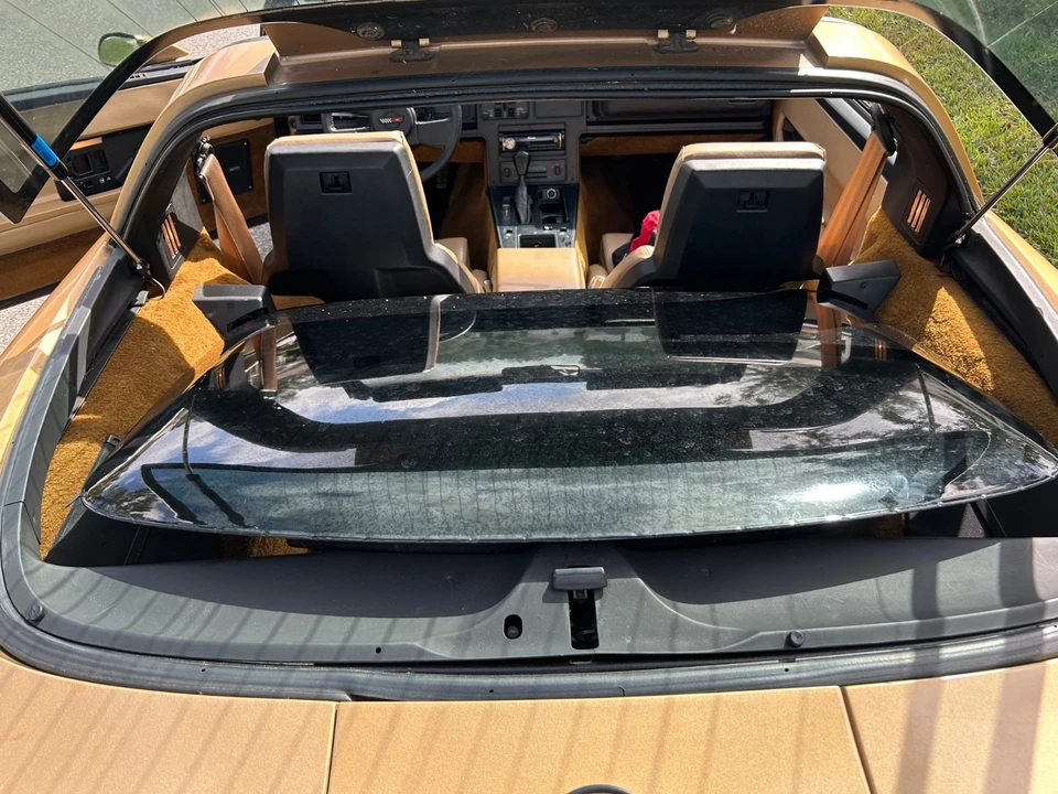 1985 Chevrolet Corvette C4 - Image 17 of 21