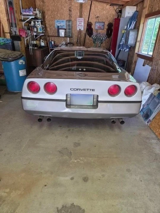 1985 Chevrolet Corvette C4 - Image 3 of 12