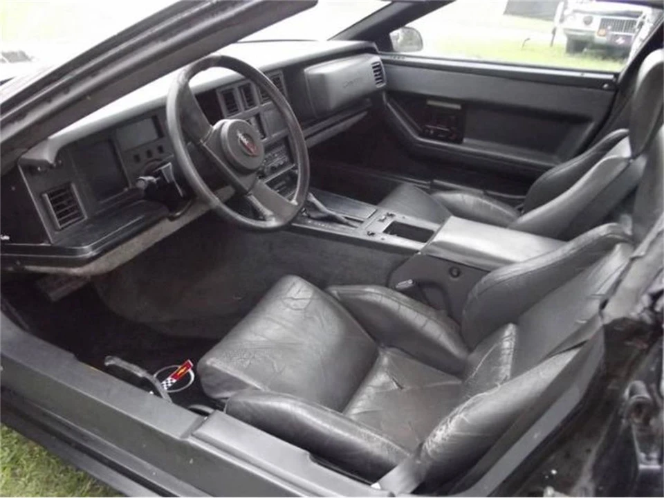 1985 Chevrolet Corvette C4 - Image 19 of 22