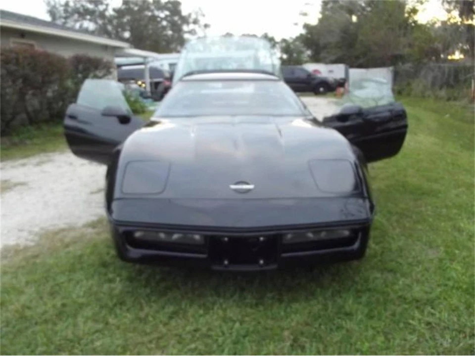 1985 Chevrolet Corvette C4 - Image 14 of 22