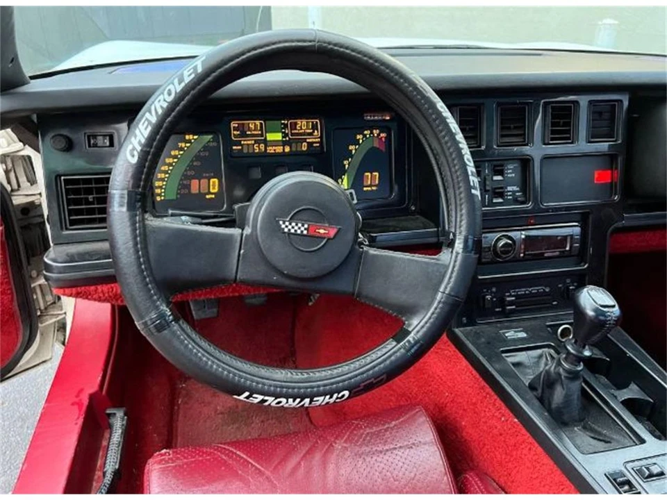 1985 Chevrolet Corvette C4 - Image 9 of 10