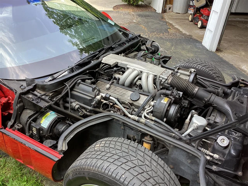 1985 Chevrolet Corvette C4 - Image 12 of 14