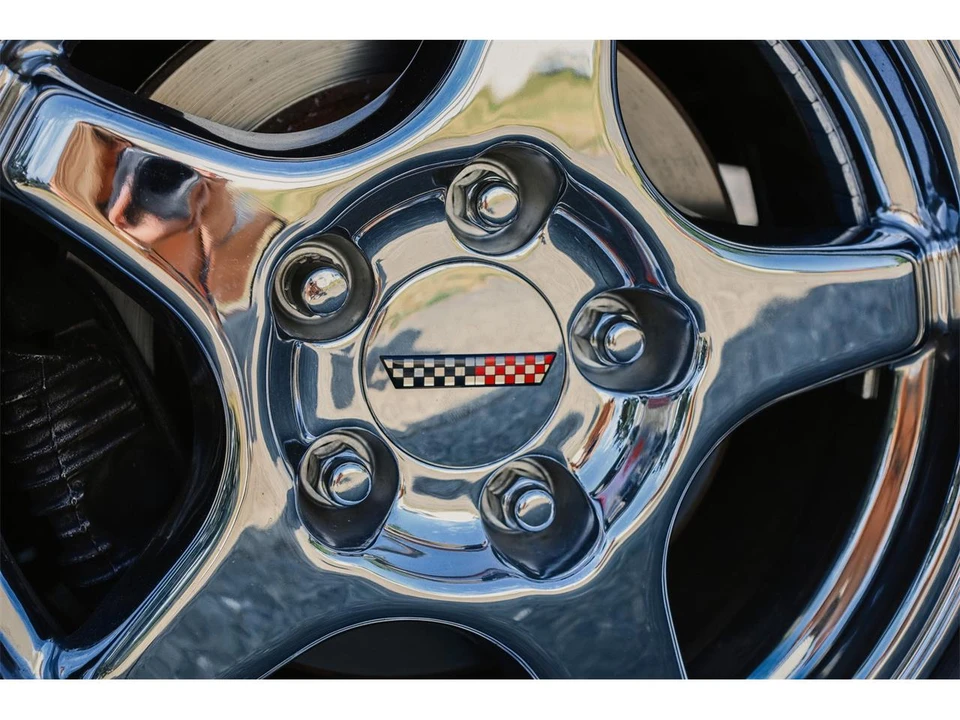 1985 Chevrolet Corvette C4 - Image 18 of 22