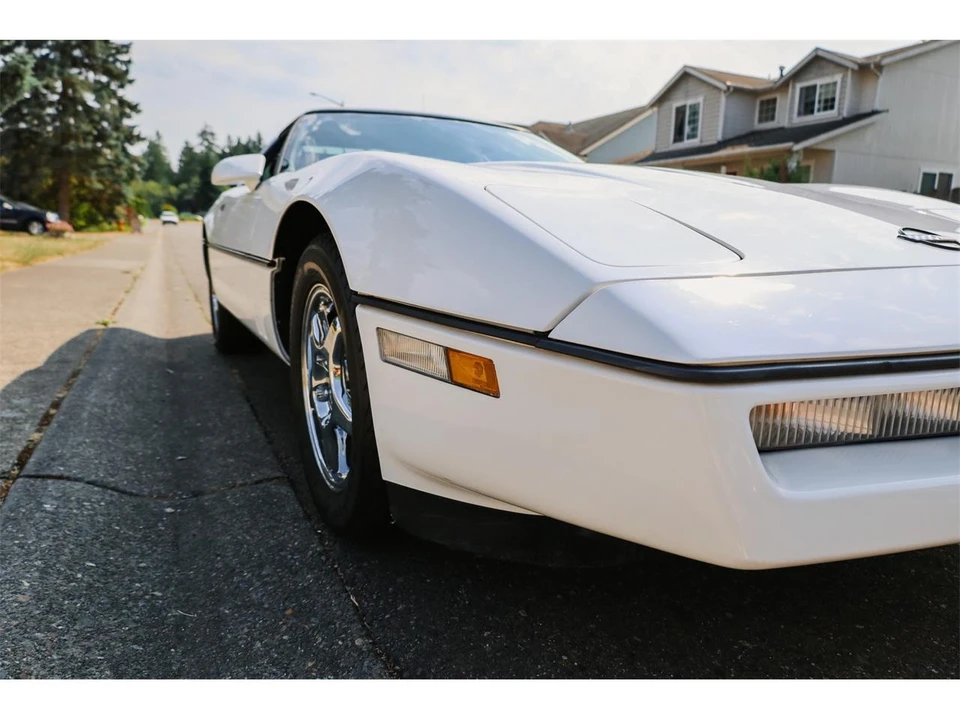 1985 Chevrolet Corvette C4 - Image 3 of 22