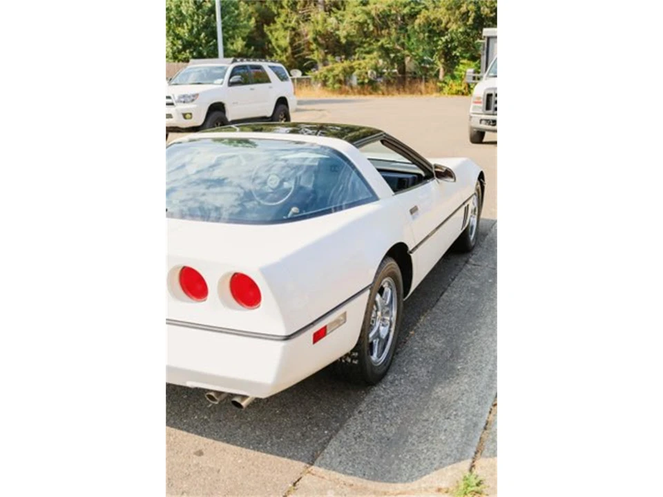 1985 Chevrolet Corvette C4 - Image 11 of 22