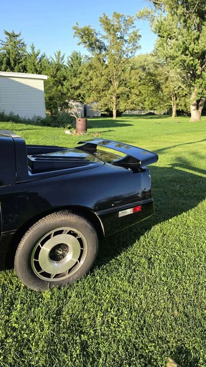1985 Chevrolet Corvette C4 - Image 13 of 20