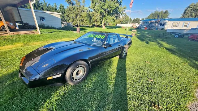 1985 Chevrolet Corvette Convertible 2D