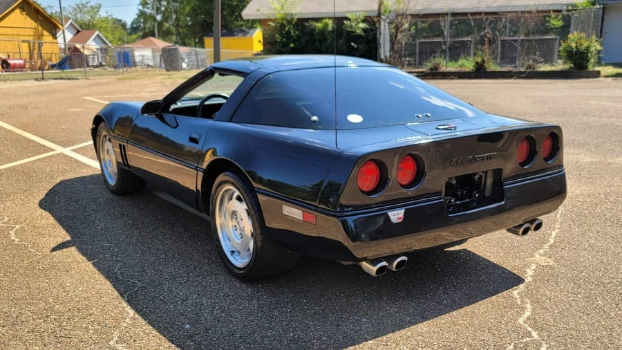 1985 Chevrolet Corvette C4 - Image 3 of 11