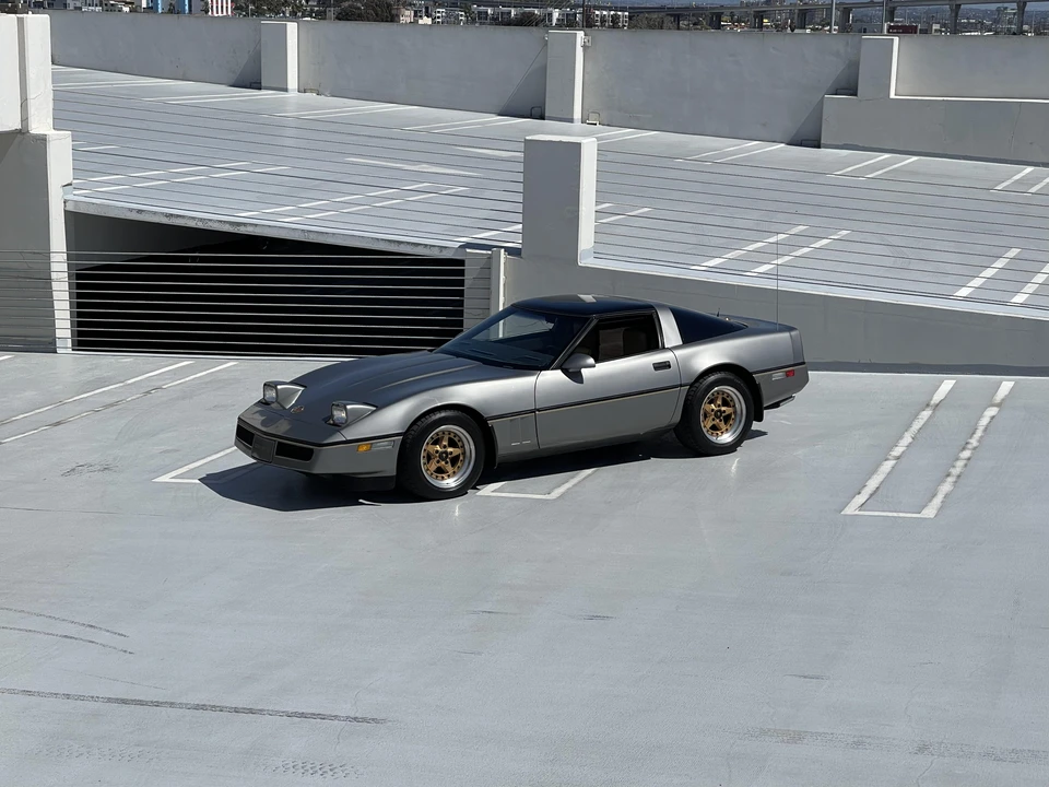 1985 Chevrolet Corvette C4 - Image 10 of 31