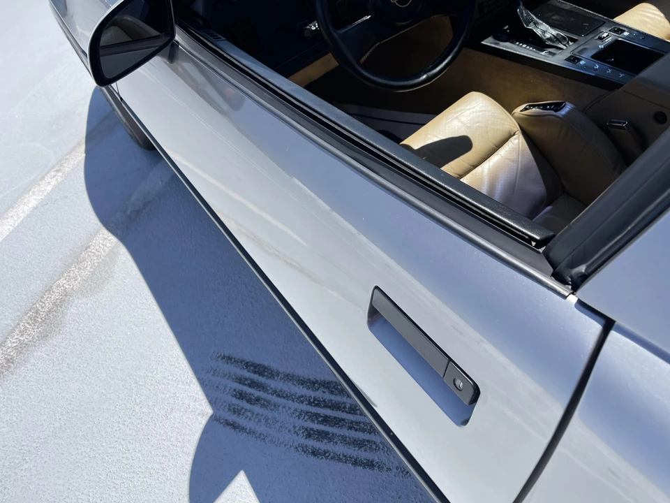 1985 Chevrolet Corvette C4 - Image 28 of 31