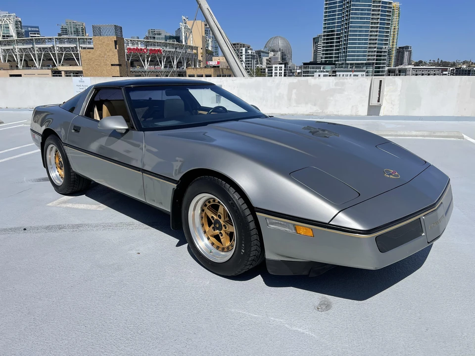 1985 Chevrolet Corvette C4 - Image 16 of 31