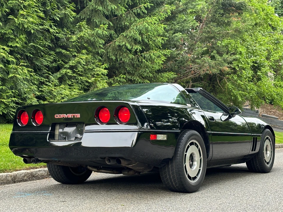1985 Chevrolet Corvette C4 - Image 23 of 31