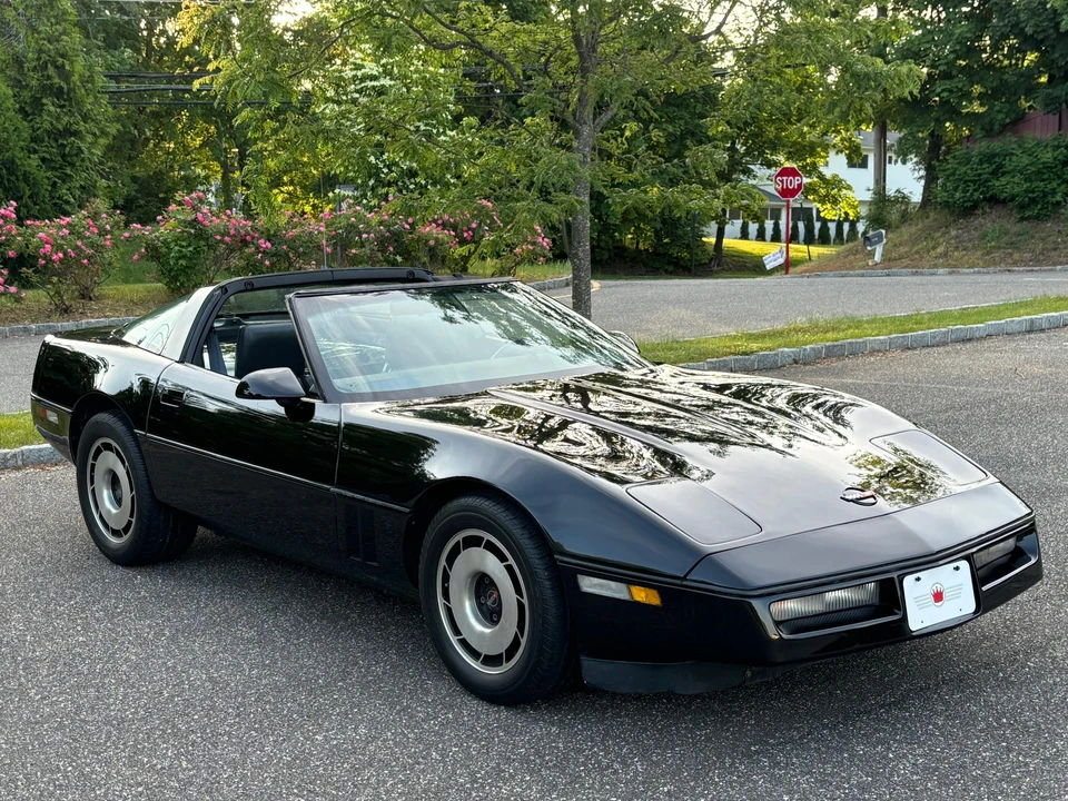 1985 Chevrolet Corvette C4 - Image 27 of 31