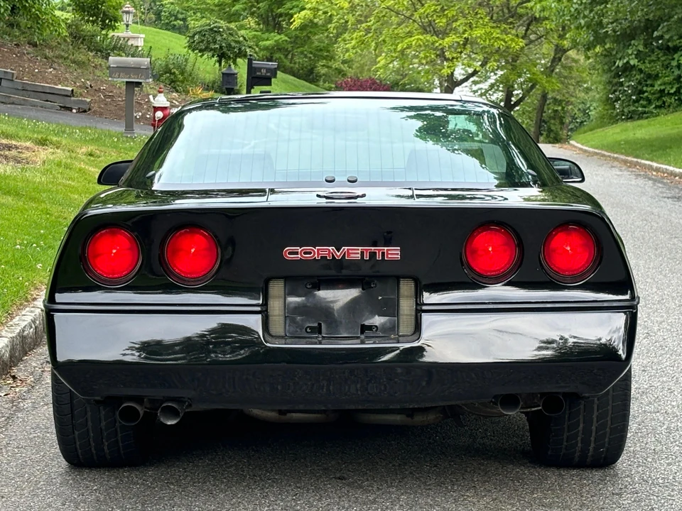 1985 Chevrolet Corvette C4 - Image 20 of 31