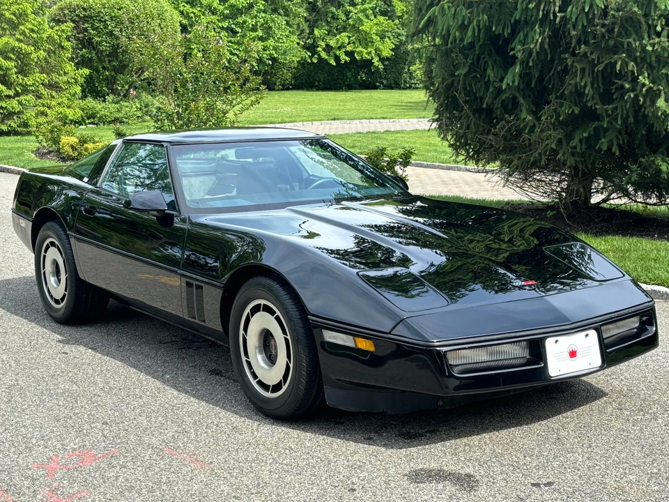 1985 Chevrolet Corvette C4 - Image 28 of 31