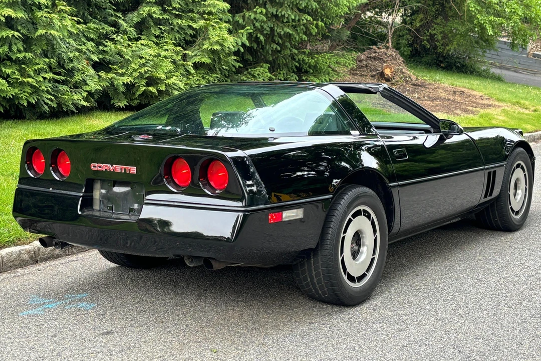 1985 Chevrolet Corvette C4 - Image 4 of 31