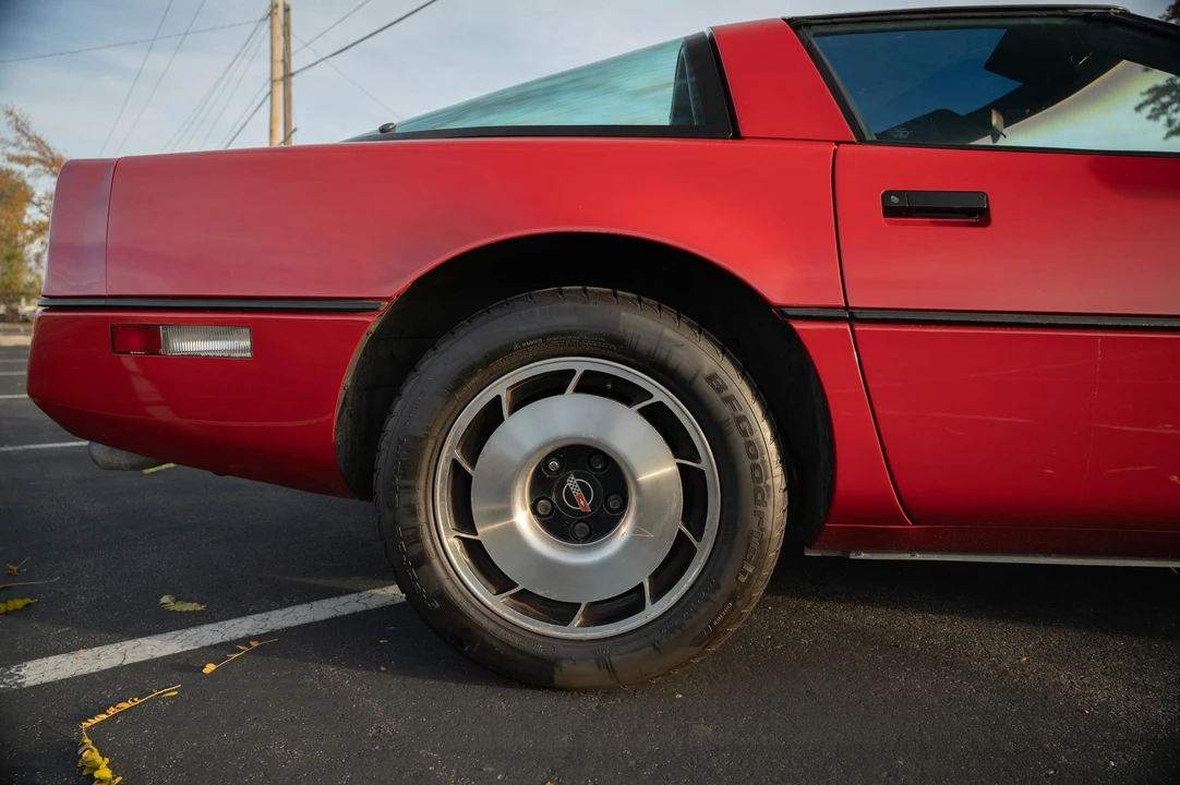 1985 Chevrolet Corvette C4 - Image 17 of 31