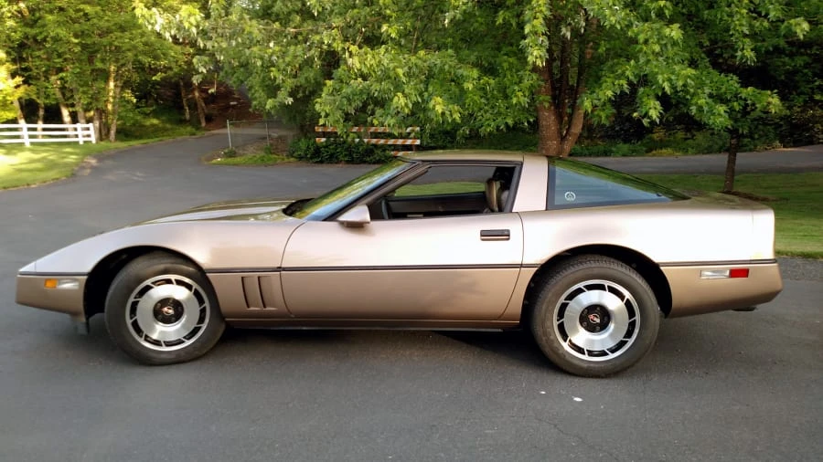 1985 Chevrolet Corvette C4 - Image 2 of 12