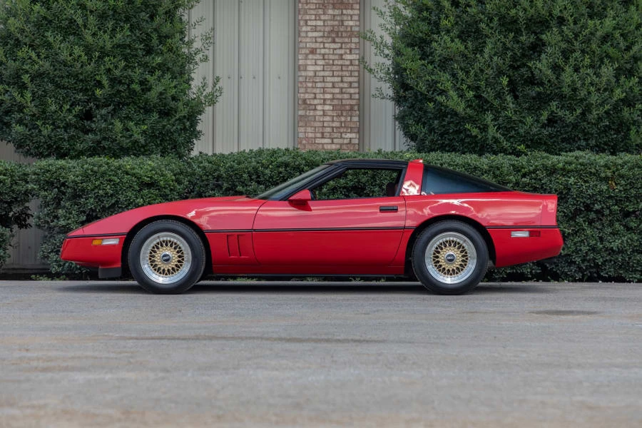 1985 Chevrolet Corvette C4 - Image 2 of 31