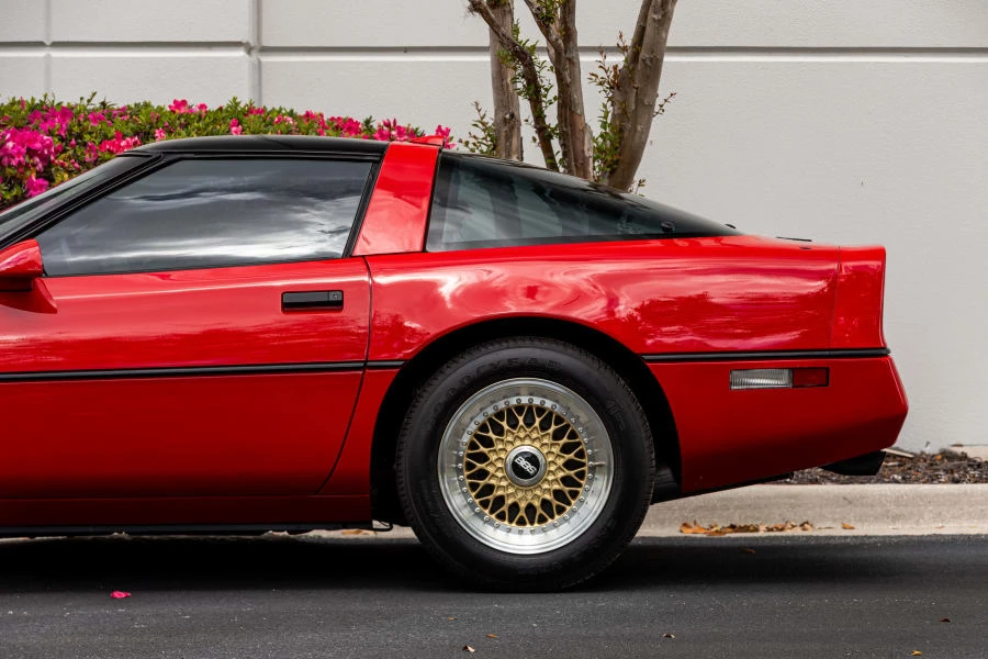 1985 Chevrolet Corvette C4 - Image 12 of 31