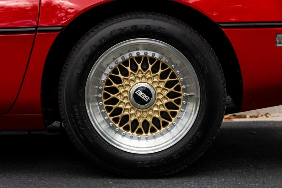 1985 Chevrolet Corvette C4 - Image 15 of 31