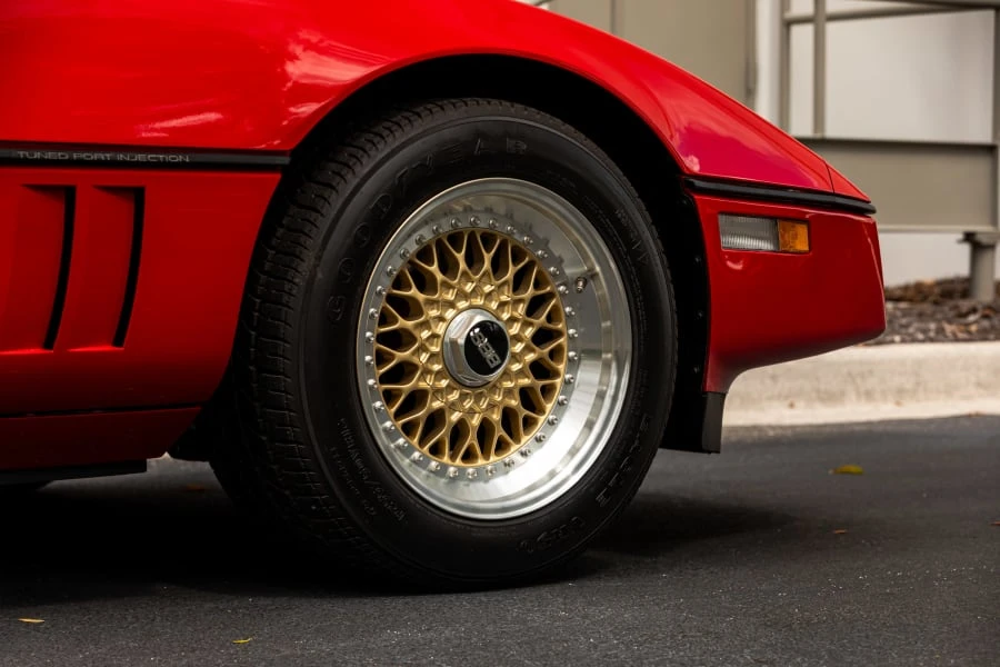 1985 Chevrolet Corvette C4 - Image 14 of 31