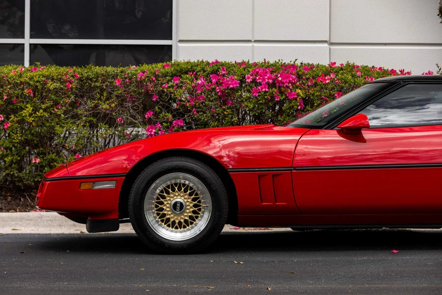1985 Chevrolet Corvette C4 - Image 13 of 31