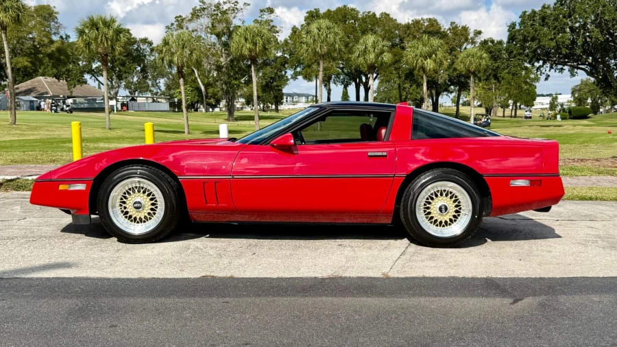 1985 Chevrolet Corvette C4 - Image 2 of 14