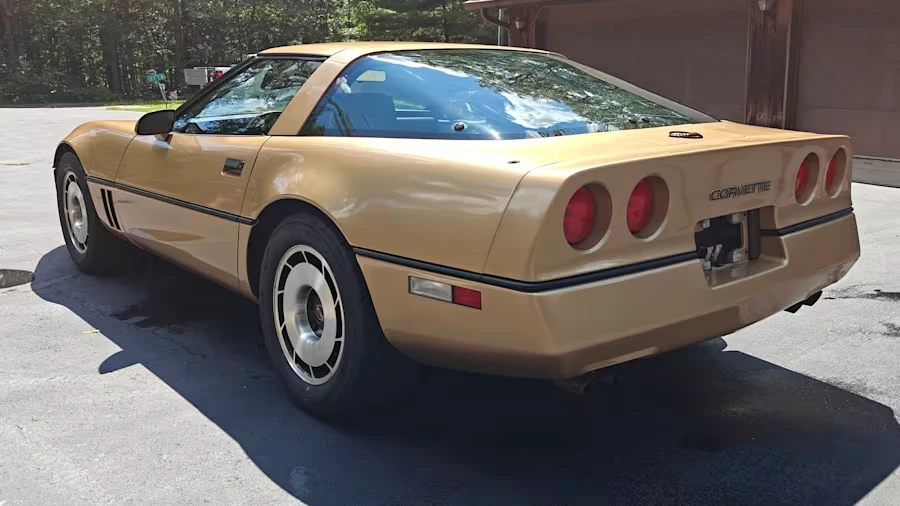 1985 Chevrolet Corvette C4 - Image 10 of 21