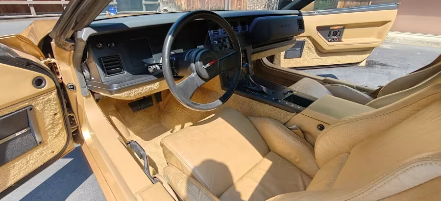 1985 Chevrolet Corvette C4 - Image 14 of 21