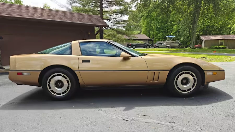 1985 Chevrolet Corvette C4 - Image 8 of 21