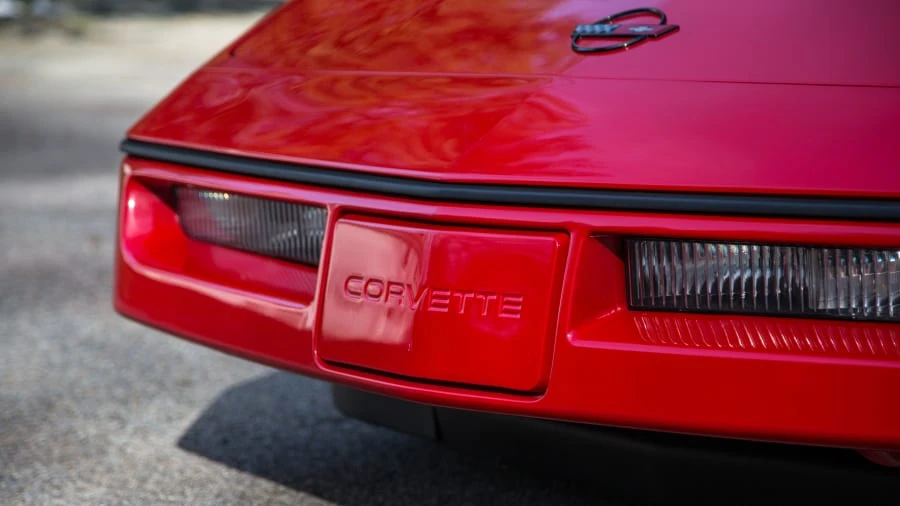 1985 Chevrolet Corvette C4 - Image 15 of 20
