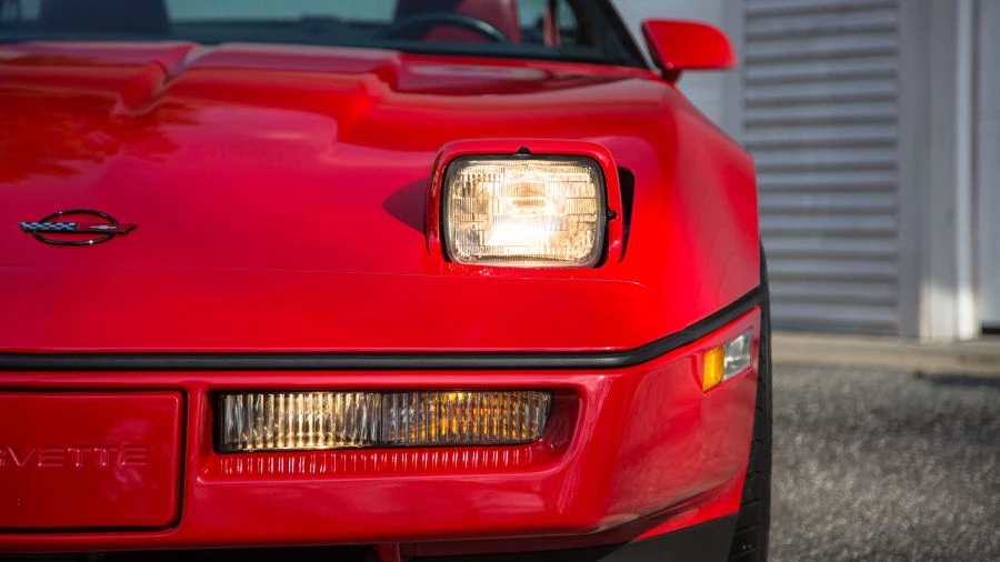 1985 Chevrolet Corvette C4 - Image 18 of 20