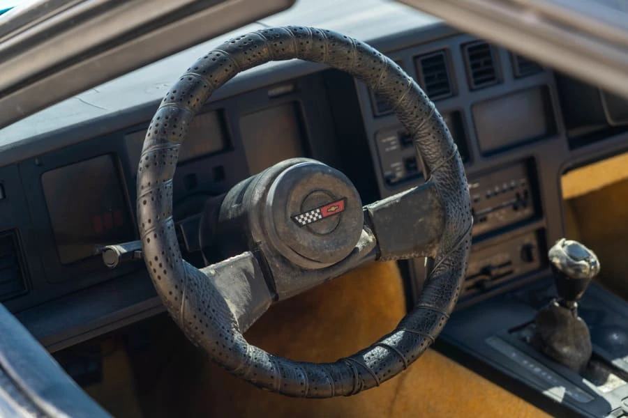 1985 Chevrolet Corvette C4 - Image 16 of 20
