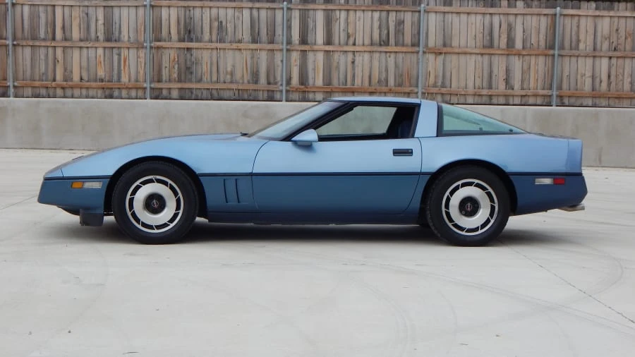 1985 Chevrolet Corvette C4 - Image 2 of 10
