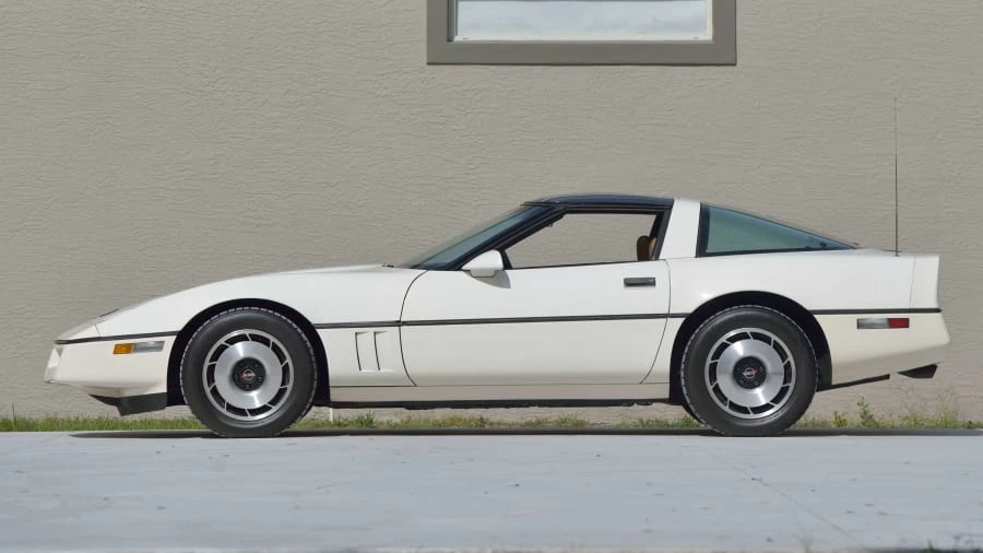1985 Chevrolet Corvette C4 - Image 8 of 24