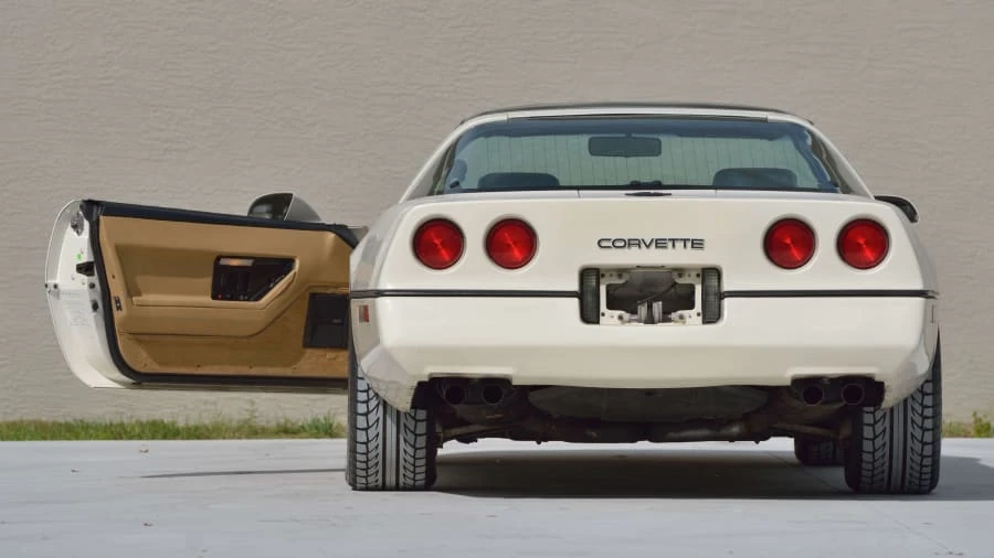 1985 Chevrolet Corvette C4 - Image 20 of 24