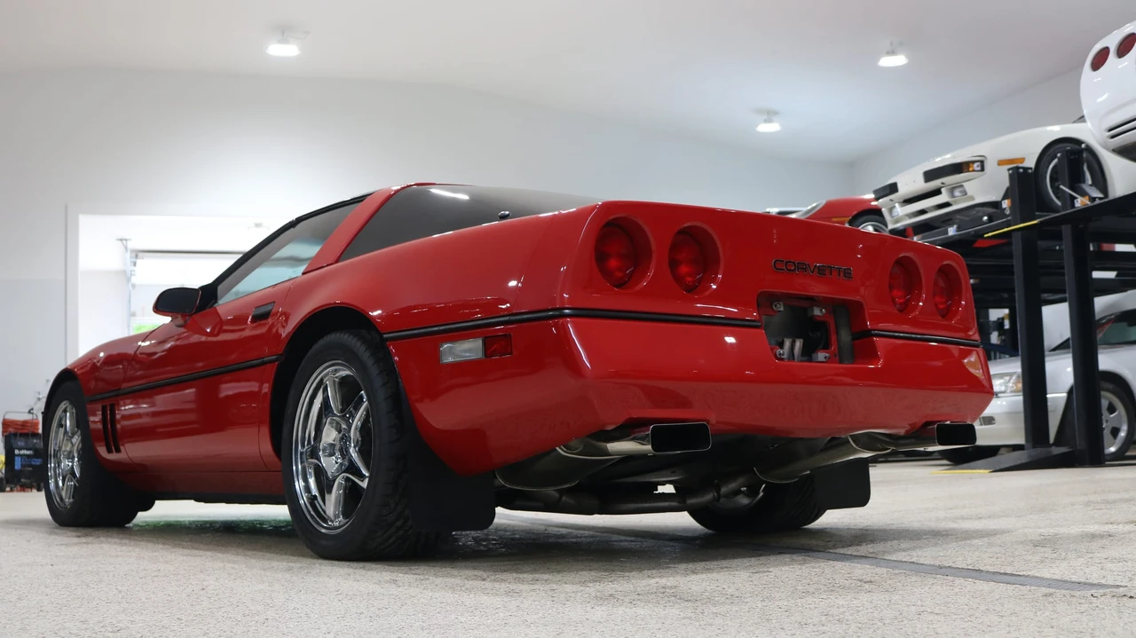 1985 Chevrolet Corvette C4 - Image 26 of 31