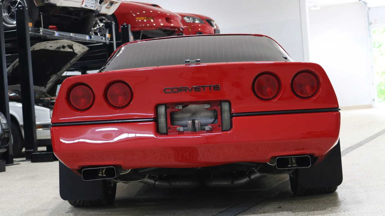 1985 Chevrolet Corvette C4 - Image 22 of 31