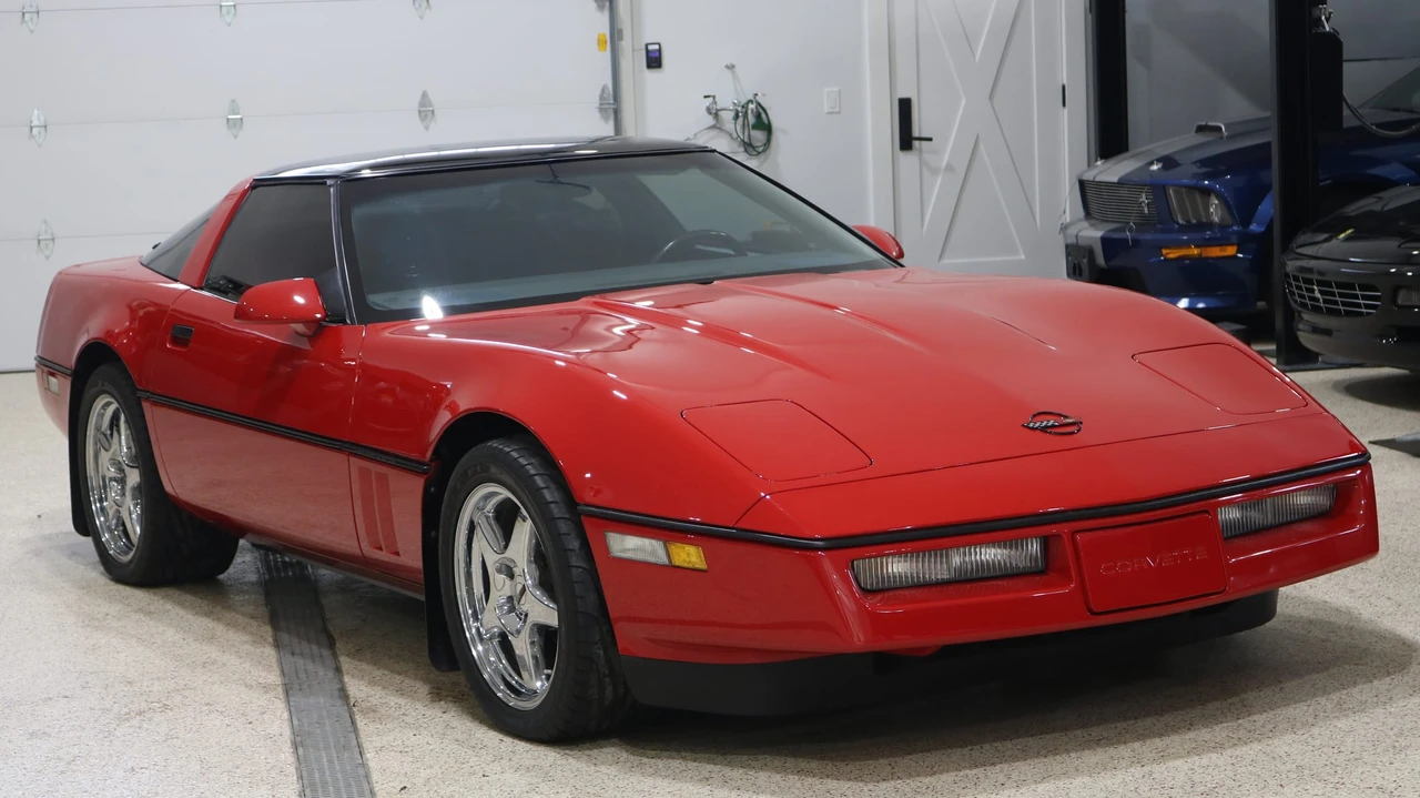 1985 Chevrolet Corvette C4 - Image 10 of 31