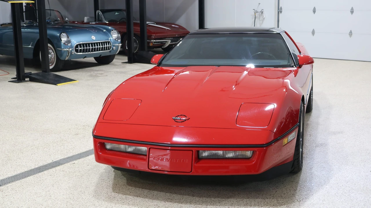 1985 Chevrolet Corvette C4 - Image 3 of 31