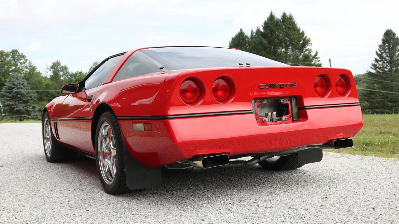 1985 Chevrolet Corvette C4 - Image 23 of 31